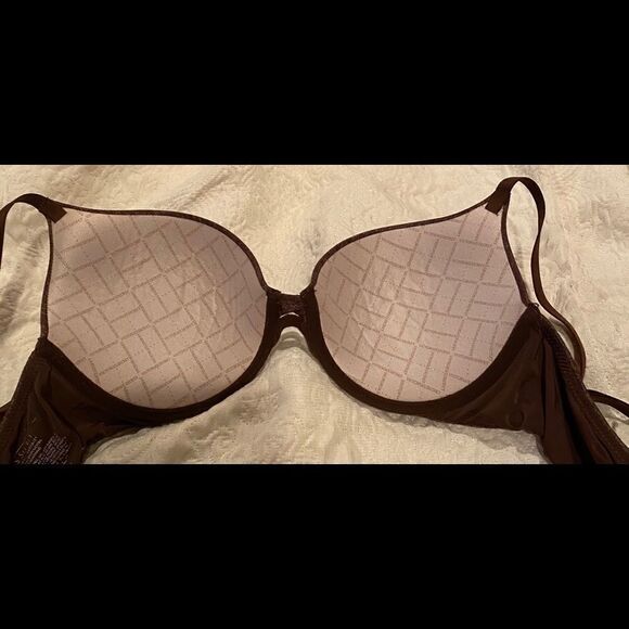 Victoria’s Secret Perfect Shape Bra Size 34C - Picture 3 of 9